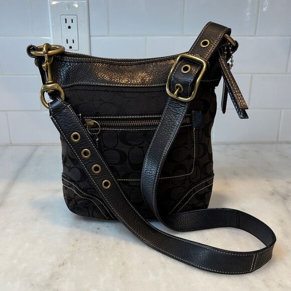Coach Jacquard Signature Logo Convertible Crossbody Small Bucket Bag (#3) - Picture 1 of 16